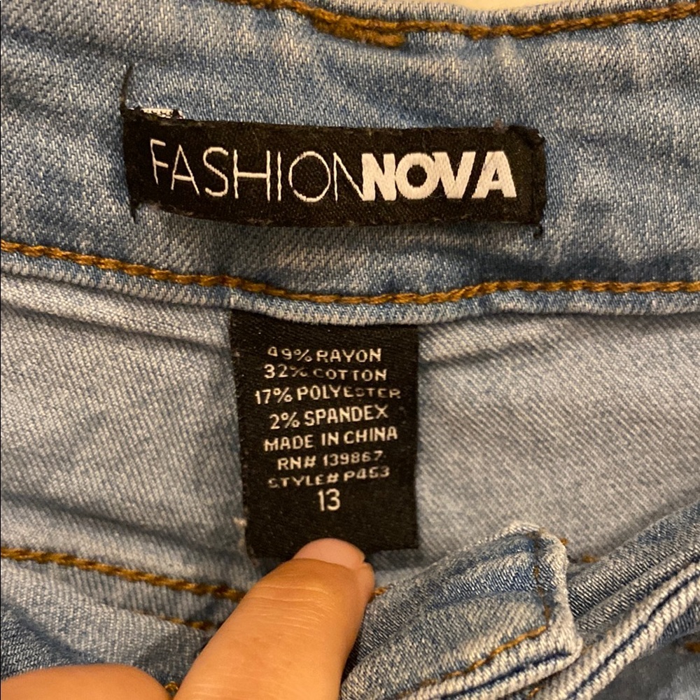 Fashion Nova High Rise Blue Jeans Slim Fit - Picture 3 of 9